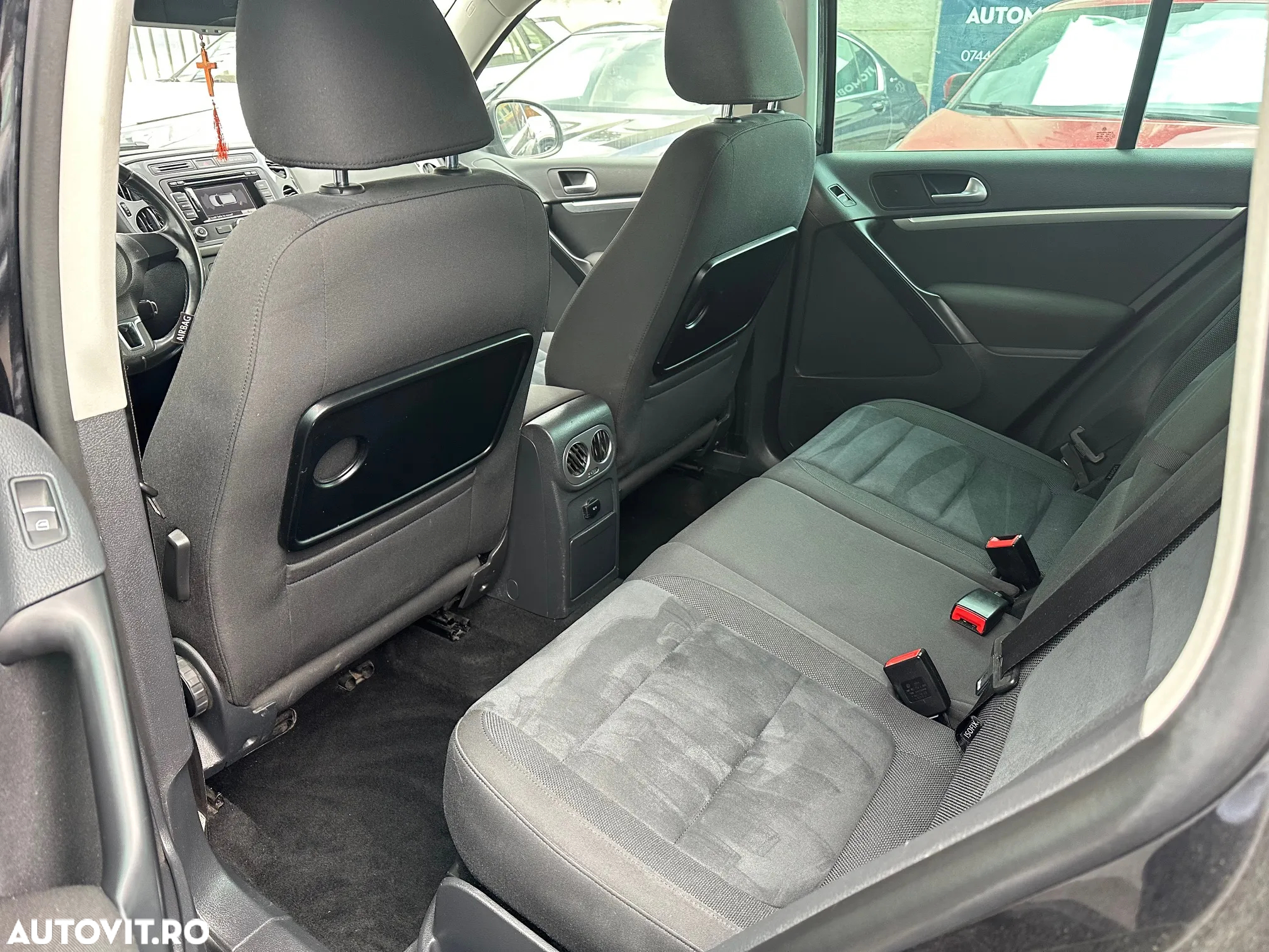 Volkswagen Tiguan - 22