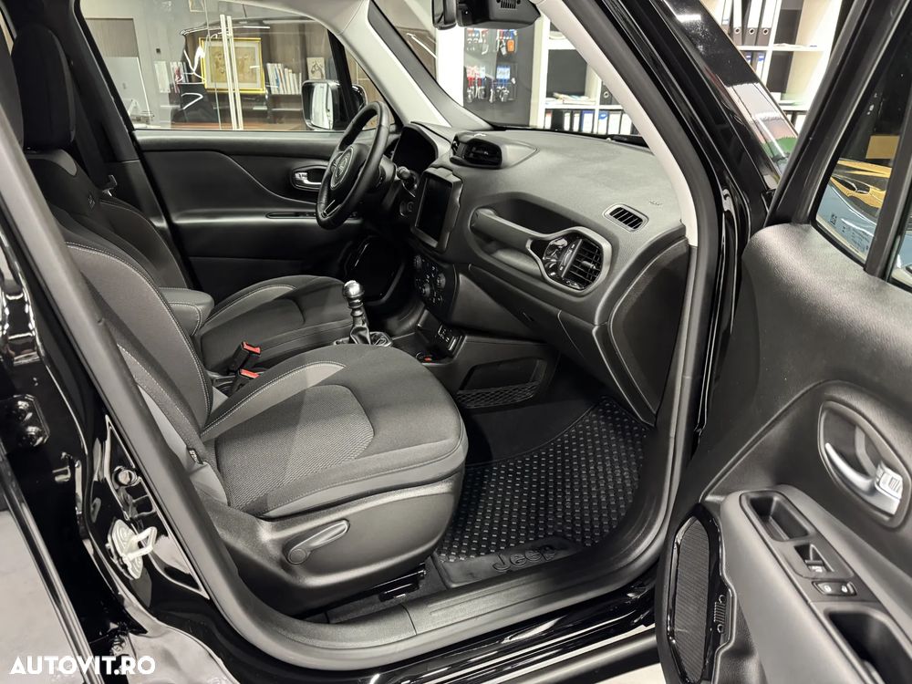 Jeep Renegade 1.0 T-GDI Night Eagle - 10