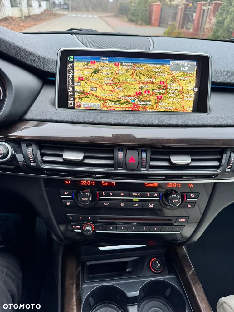 BMW X5 xDrive50i Sport-Aut - 13