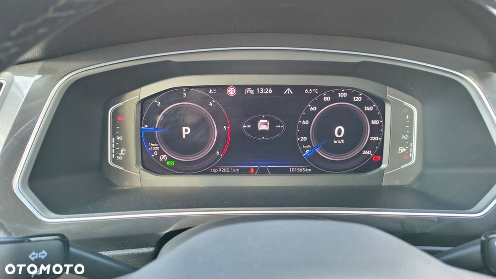 Volkswagen Tiguan Allspace - 15