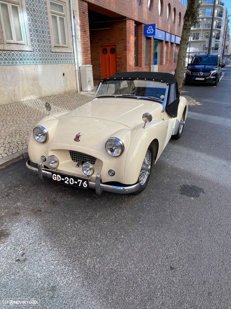 Triumph TR2 - 2