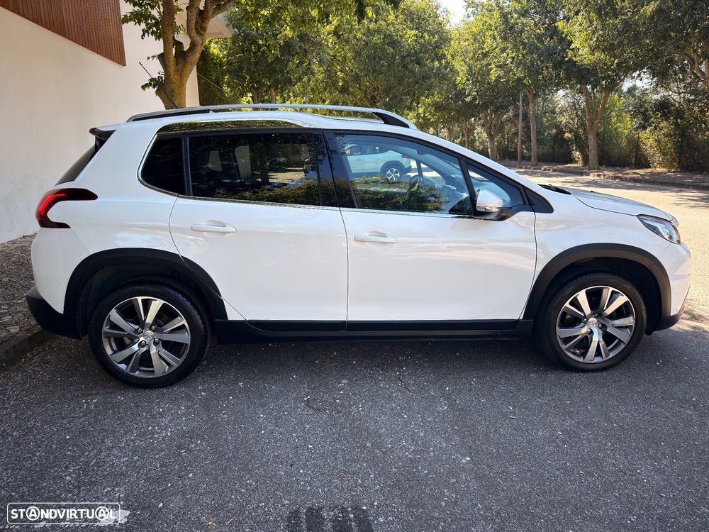 Peugeot 2008 1.2 PureTech Allure - 7
