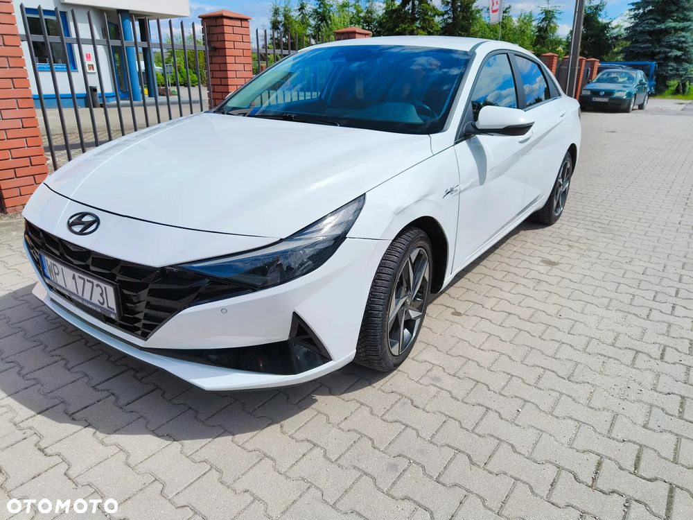 Hyundai Elantra 1.6 Executive - 4