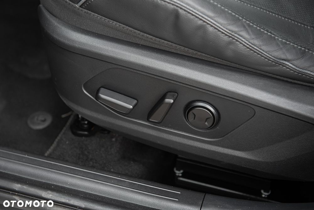 Hyundai Tucson 1.6 T-GDi HEV Platinum 4WD - 17