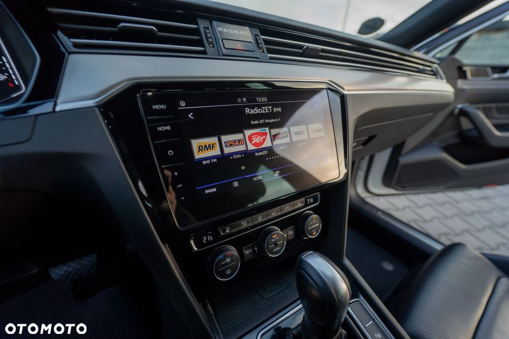 Volkswagen Passat 2.0 TDI Elegance DSG - 15