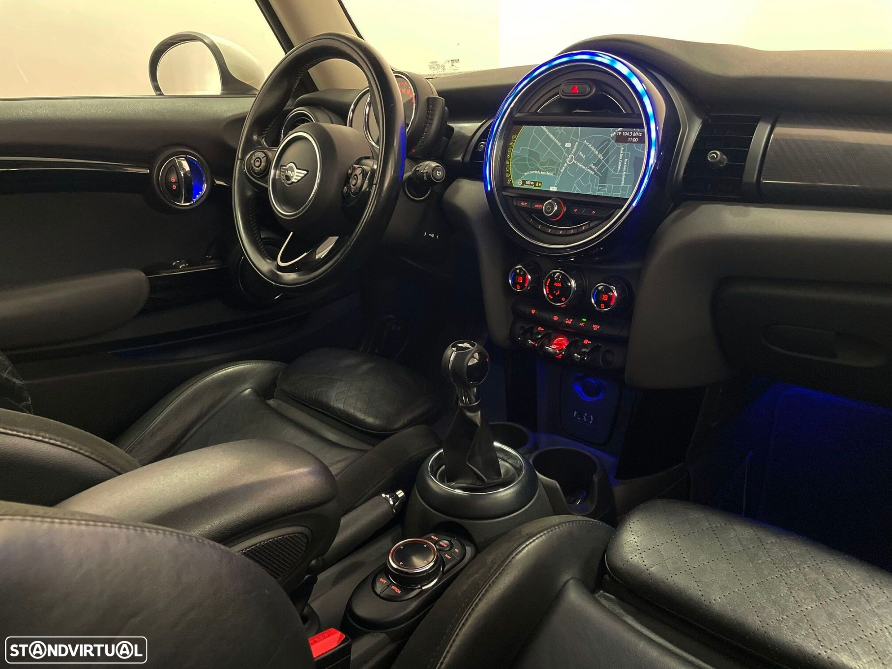 MINI 3 Portas Cooper D - 24