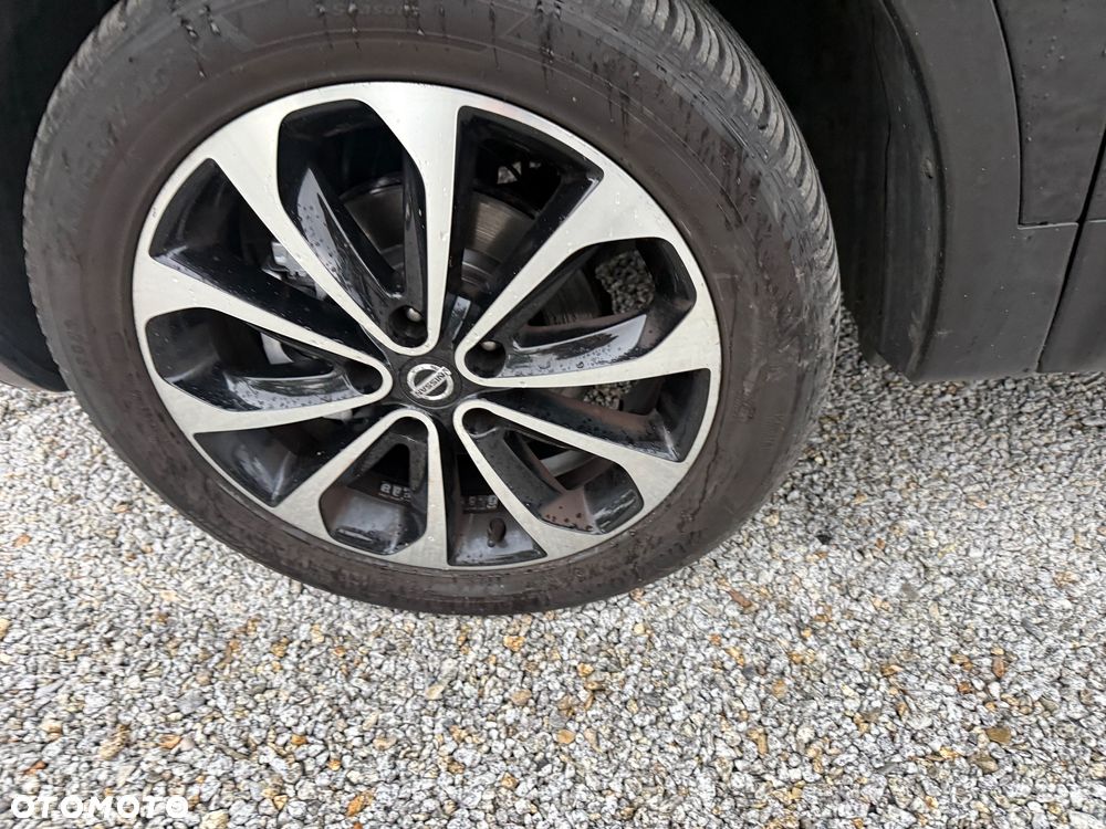 Nissan Qashqai+2 - 4