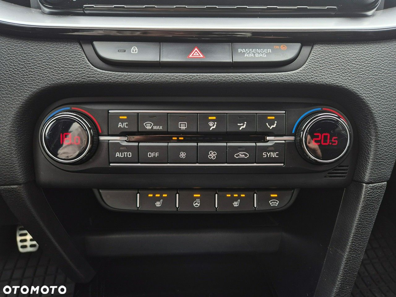 Kia ProCeed - 22