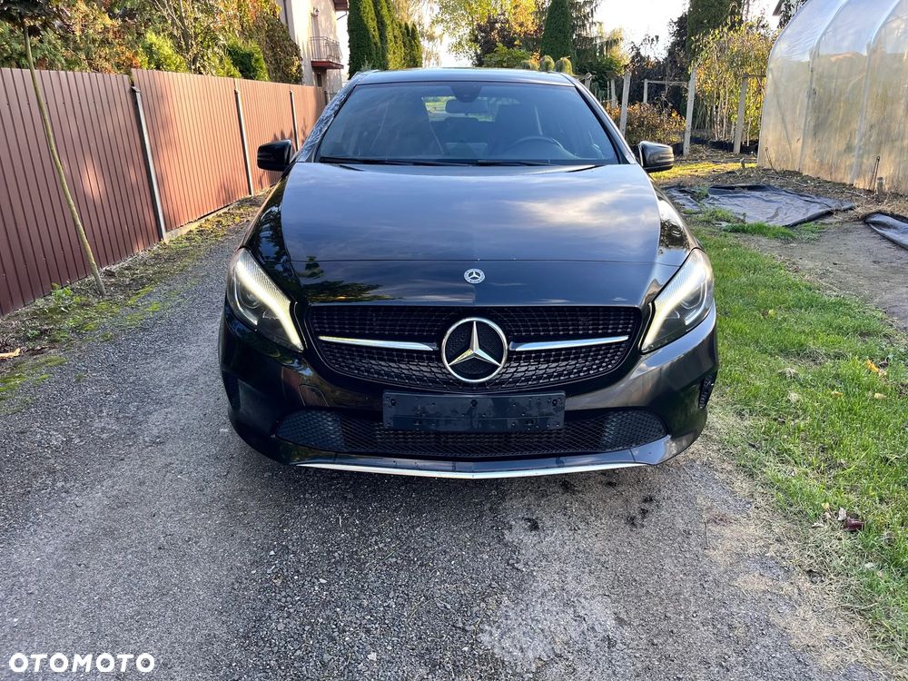 Mercedes-Benz Klasa A 180 7G-DCT - 3