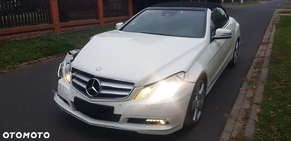 Mercedes-Benz Klasa E 220 CDI DPF BlueEFFICIENCY Automatik Avantgarde - 27