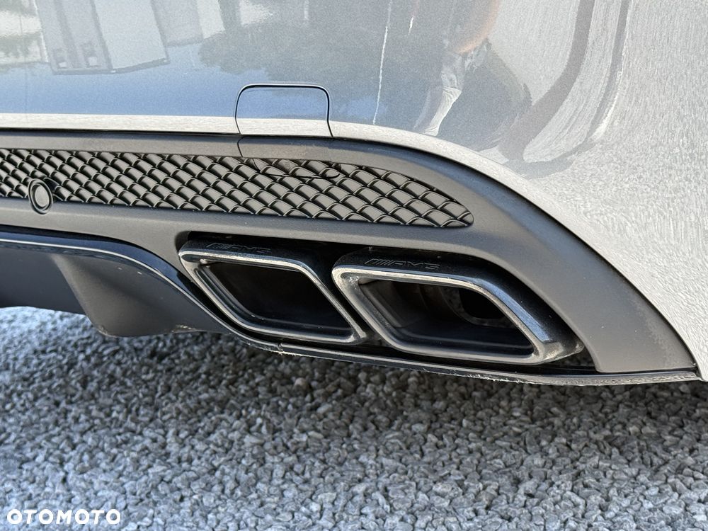 Mercedes-Benz Klasa C AMG 63 - 18