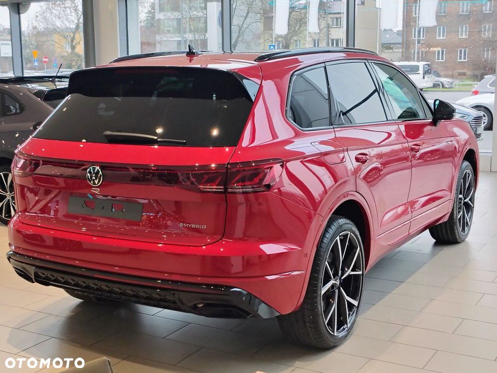 Volkswagen Touareg - 8