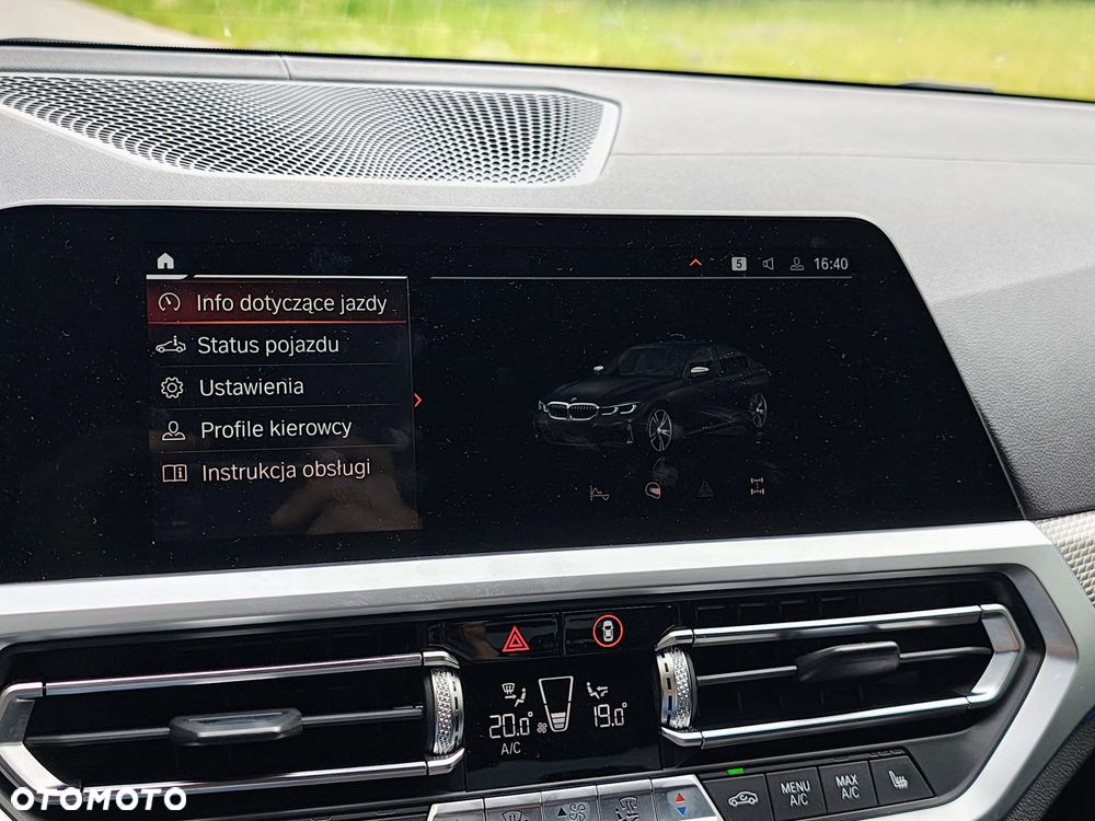 BMW Seria 3 M340i xDrive - 21