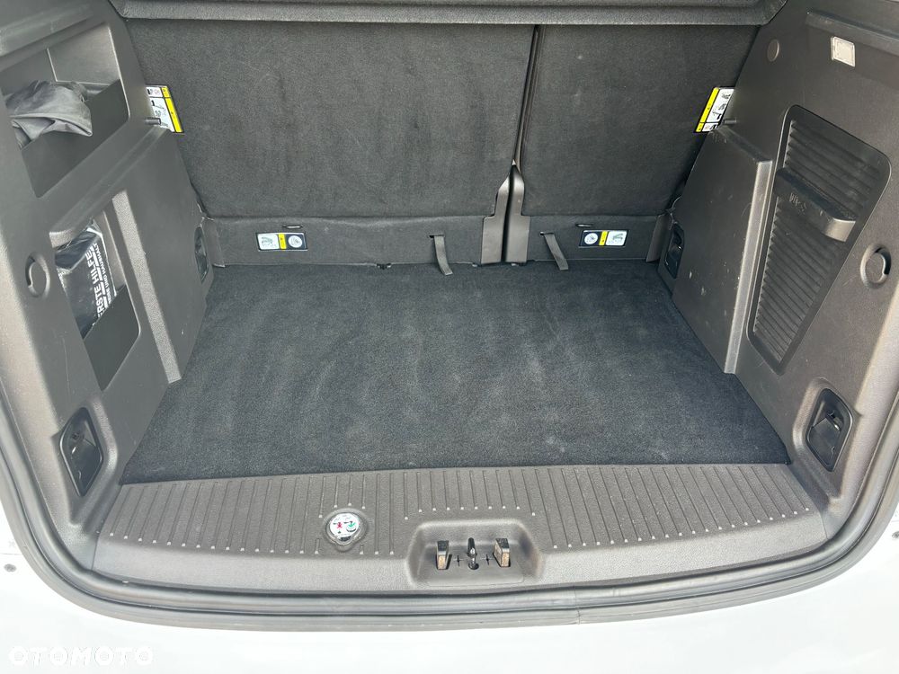 Ford Tourneo Courier - 14