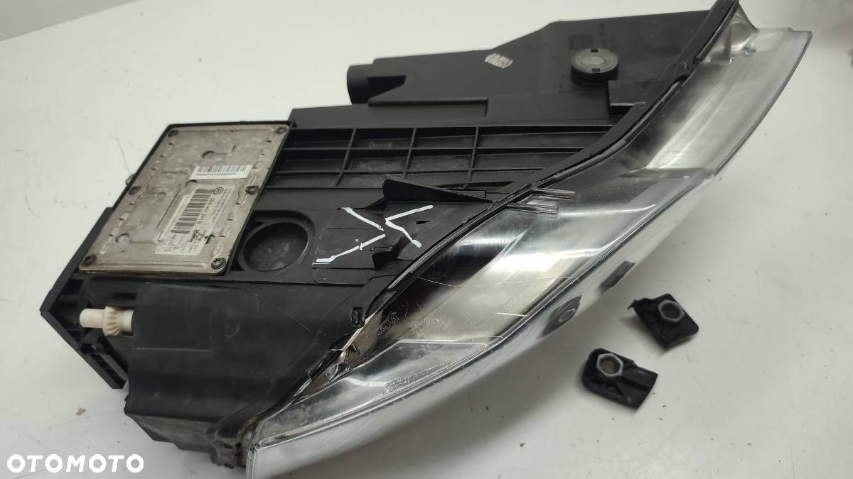 LAMPA LEWA XENON SKRĘTNY 3C0941753G PASSAT B6 EU - 6