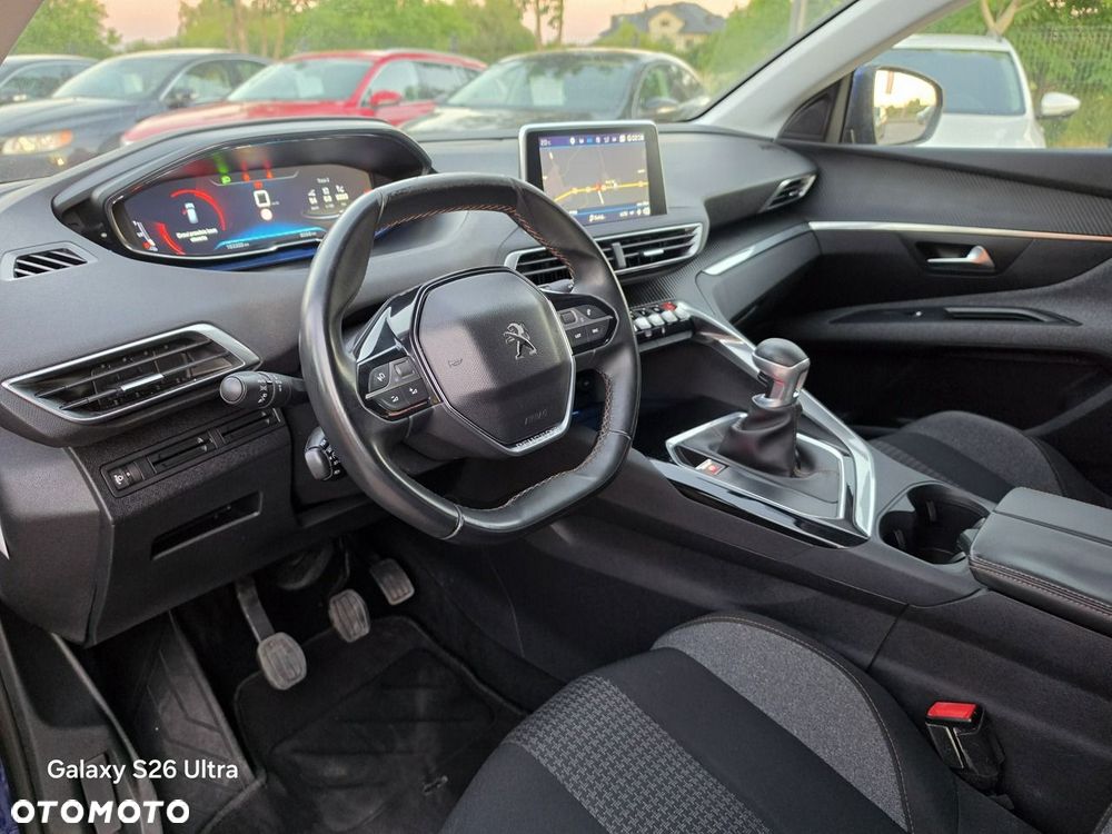 Peugeot 3008 - 25