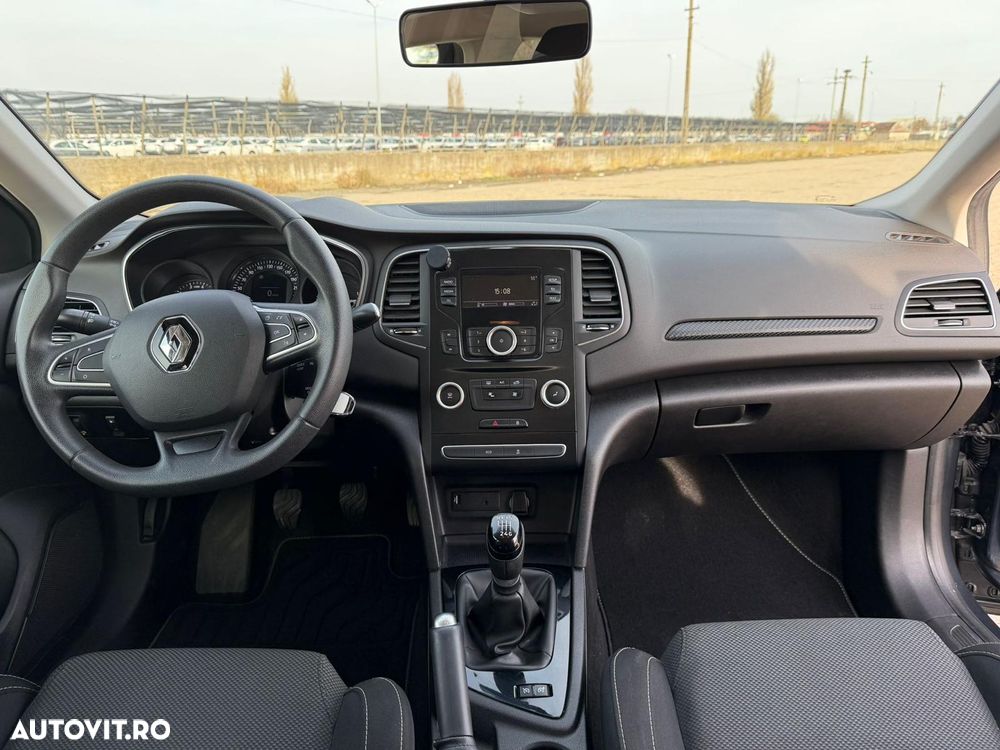 Renault Megane TCE GPF Zen - 22