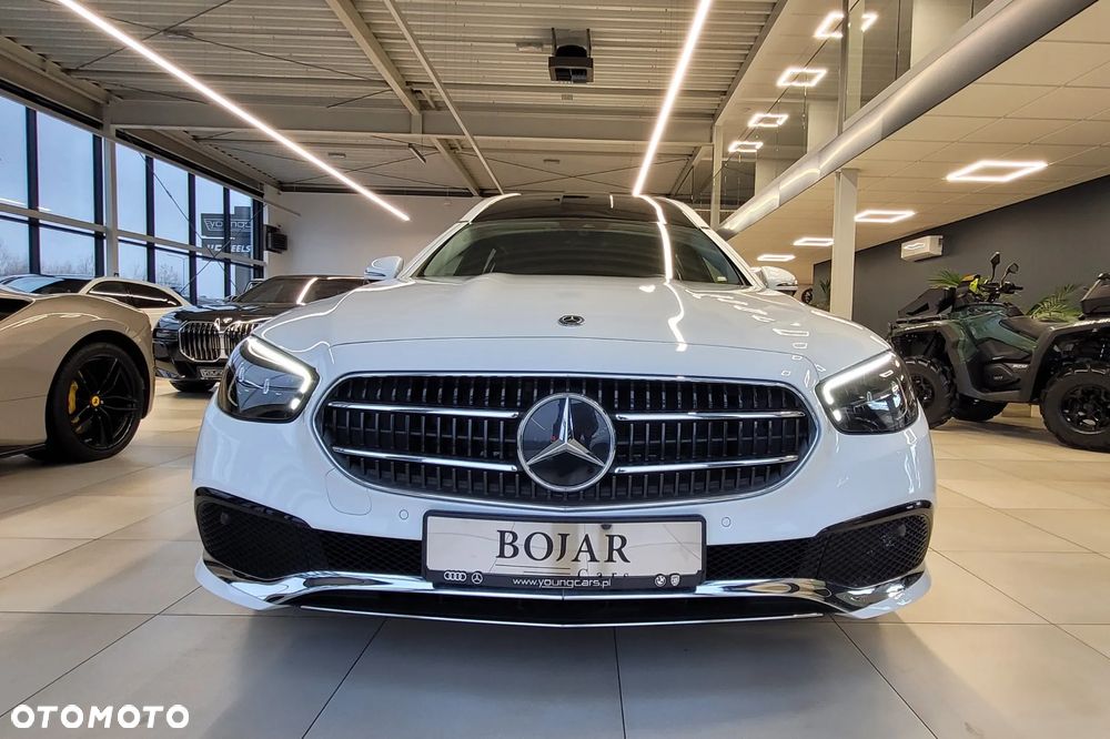 Mercedes-Benz Klasa E 200 Exclusive - 3