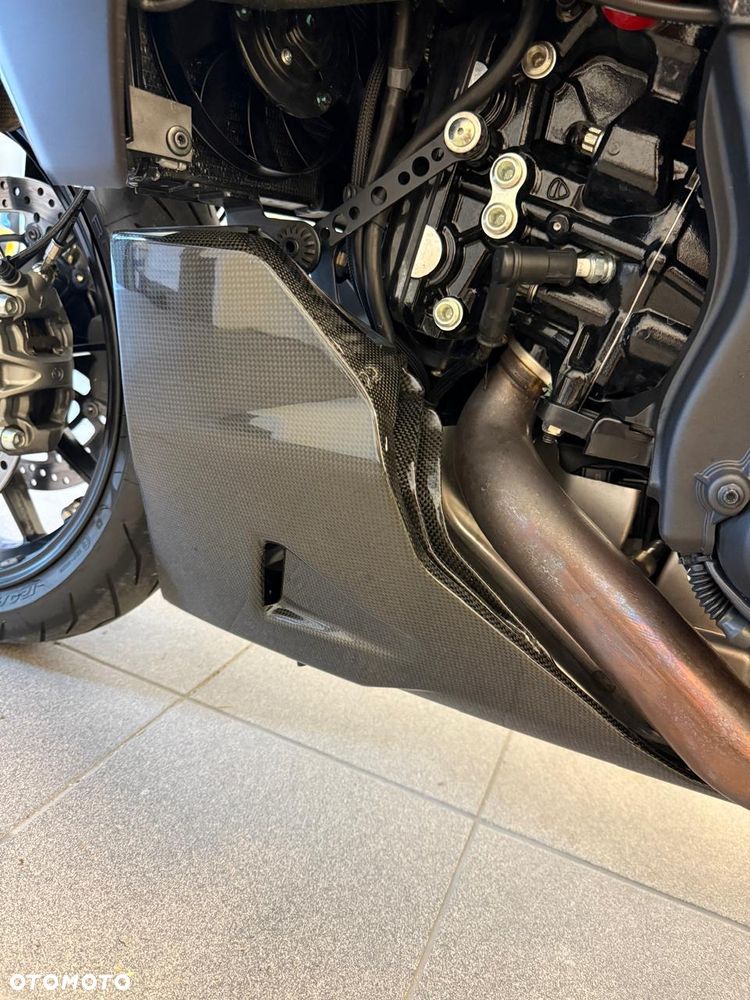 Ducati Diavel - 11