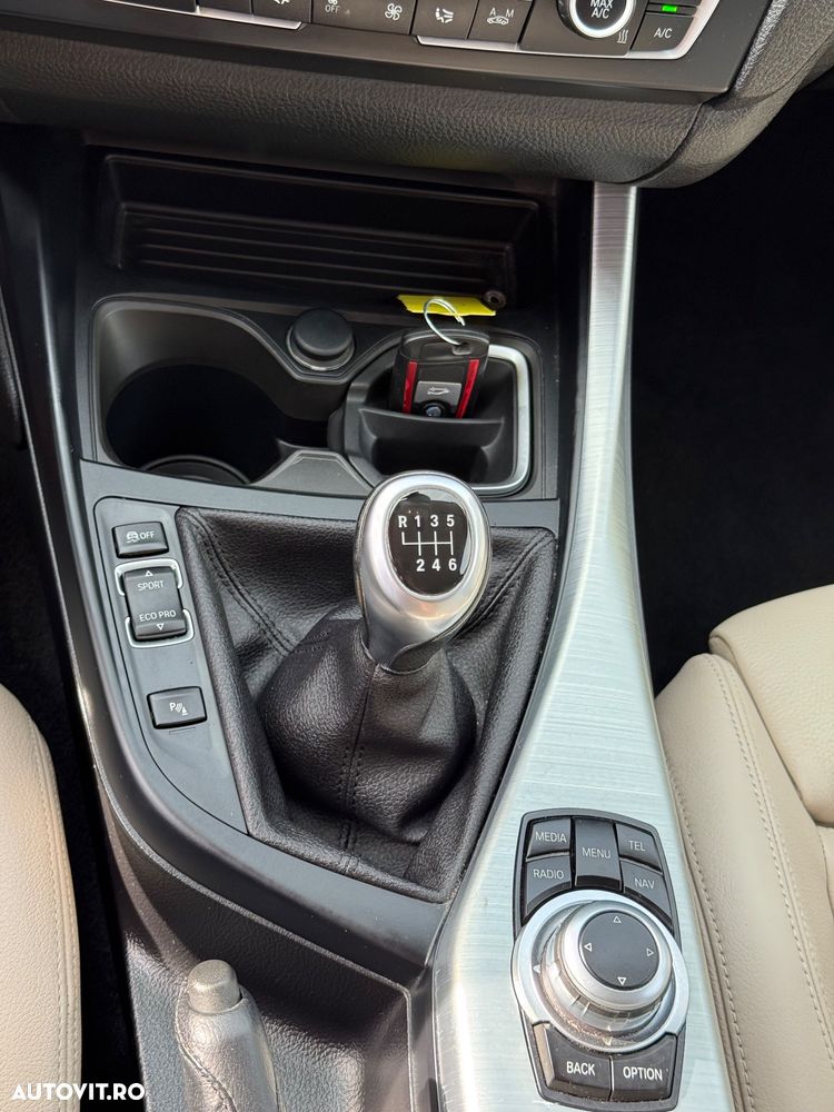 BMW Seria 1 - 13