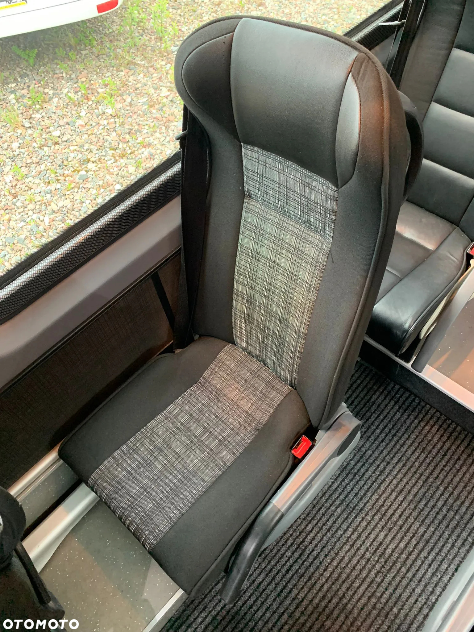 Mercedes-Benz Sprinter 516 CDI- 24 Miejsca - 19
