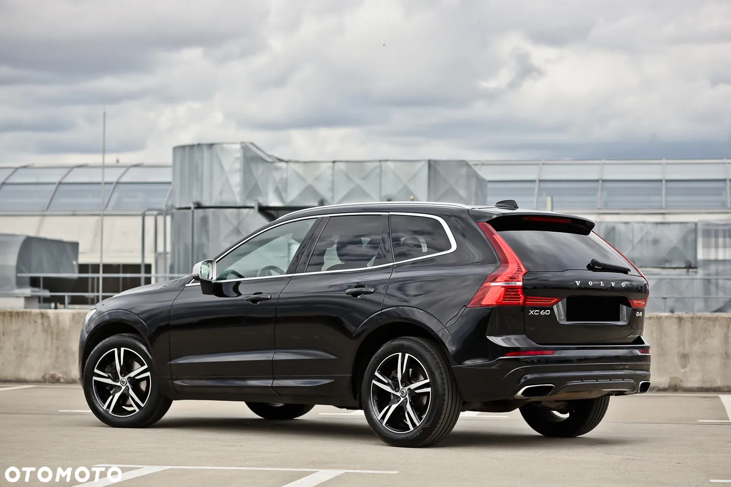 Volvo XC 60 D4 SCR AWD R-Design - 12