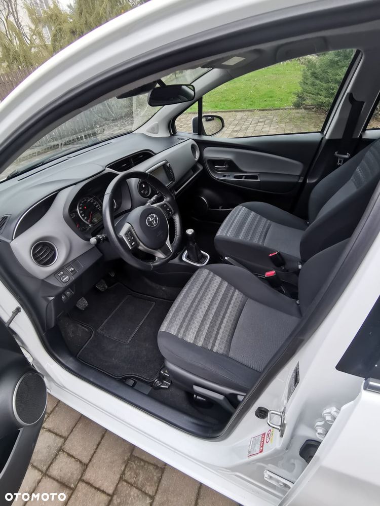 Toyota Yaris 1.0 VVT-i Sol - 18