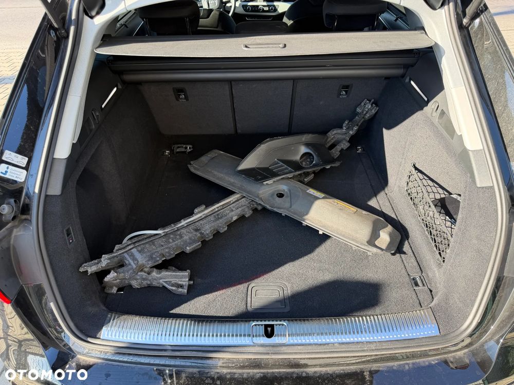 Audi A4 Avant 45 TFSI quattro S tronic - 18
