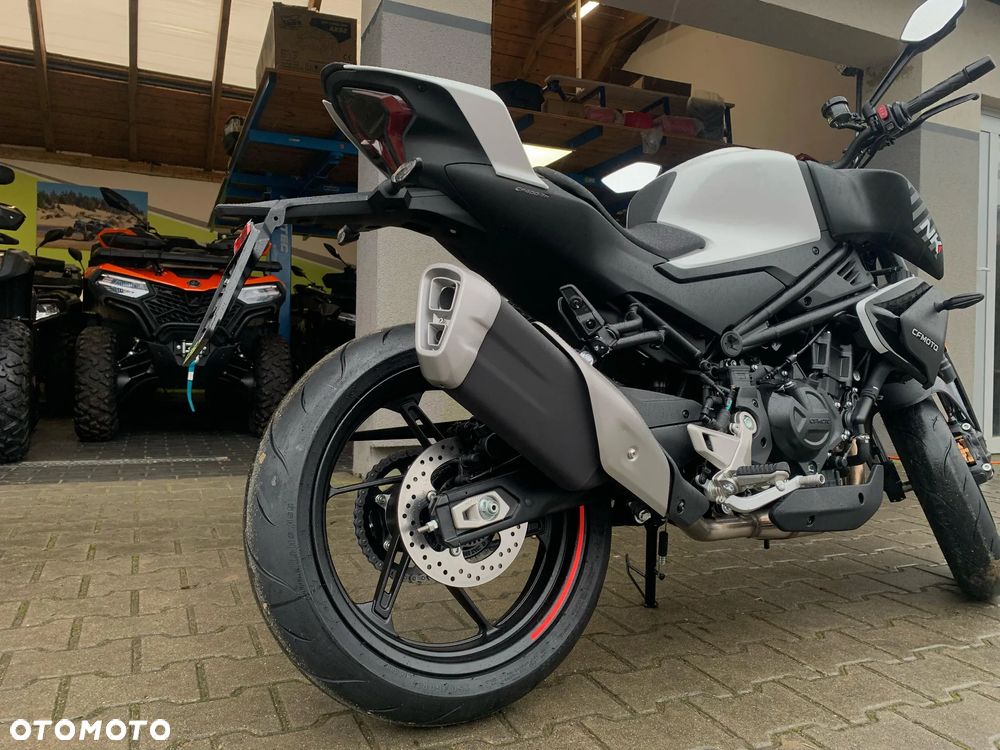 CFMoto NK - 3