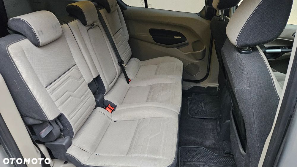 Ford Tourneo Connect 1.6 TDCi Titanium - 12