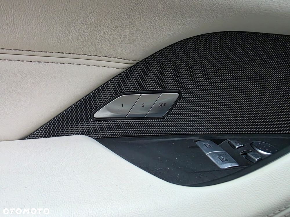 BMW M4 Competition M xDrive sport - 31