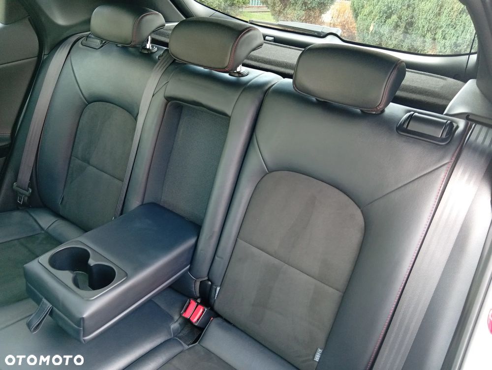 Kia Ceed 1.6 T-GDI GT-Track - 31