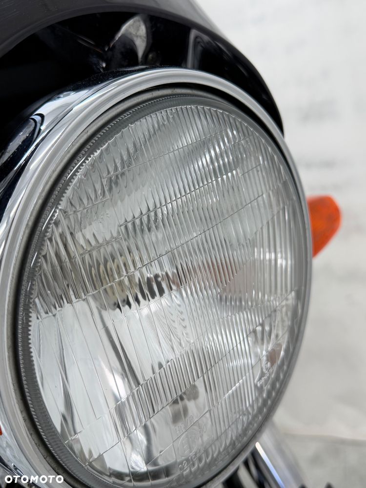 Yamaha XJR - 20