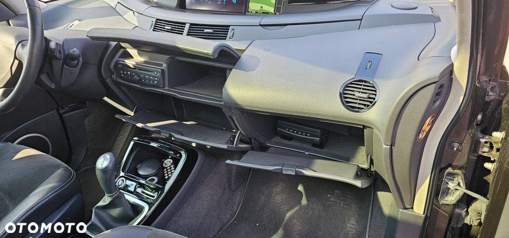 Renault Grand Espace 2.0 dCi 175 FAP Initiale - 27