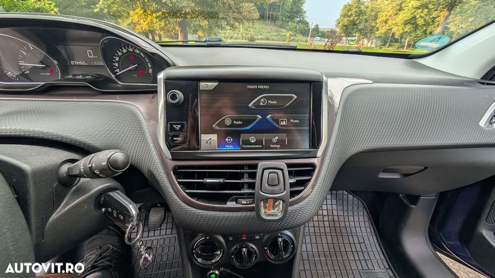 Peugeot 2008 PureTech 82 Active - 25