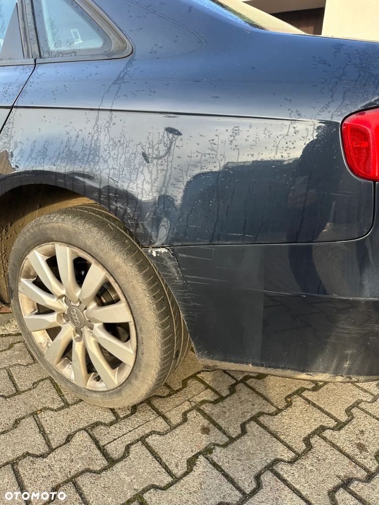 Audi A4 Limousine - 6