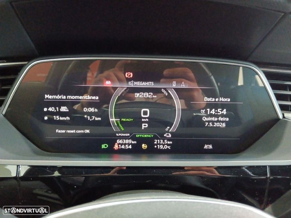 Audi e-tron 55 quattro S line - 16