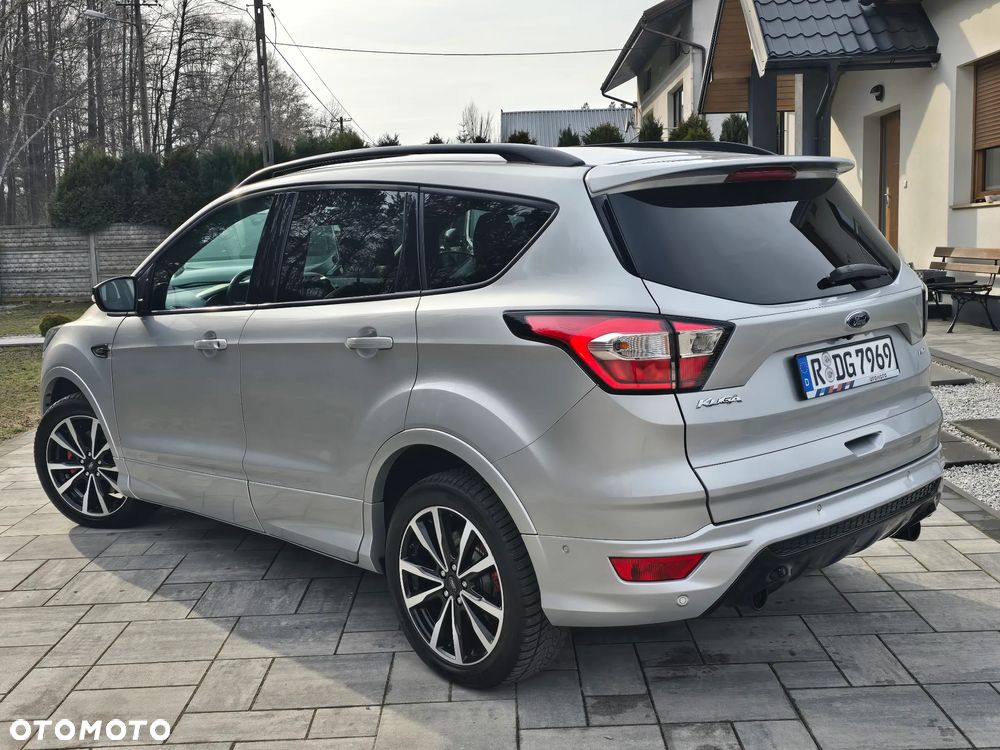 Ford Kuga 2.0 TDCi 4x4 ST-Line - 10
