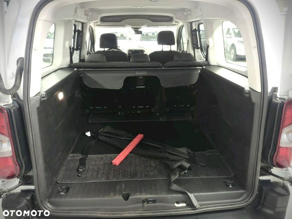Toyota Proace City - 15