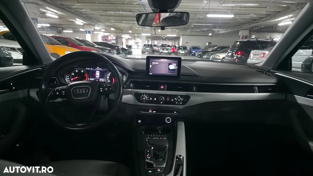 Audi A4 2.0 TDI ultra S tronic Sport - 10