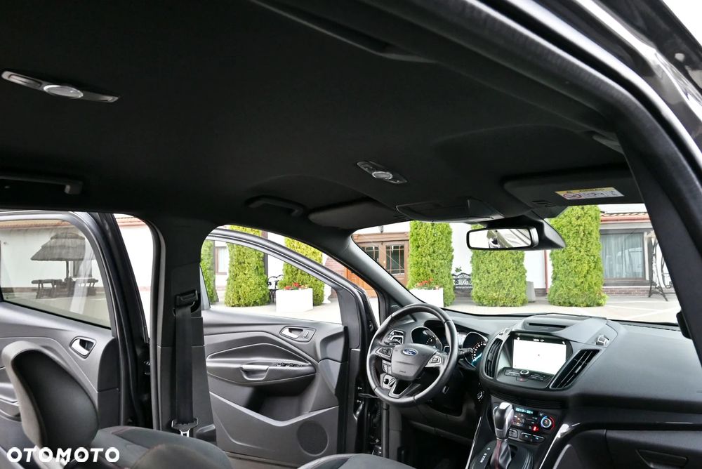 Ford Kuga 2.0 TDCi AWD ST-Line - 34