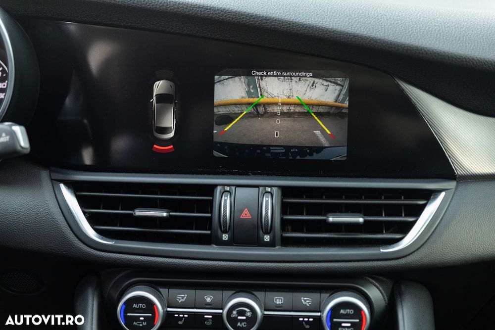 Alfa Romeo Giulia - 17