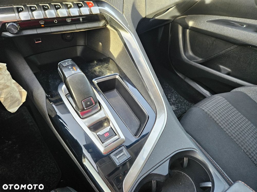 Peugeot 3008 BlueHDi 130 Stop & Start EAT8 Active Pack - 19