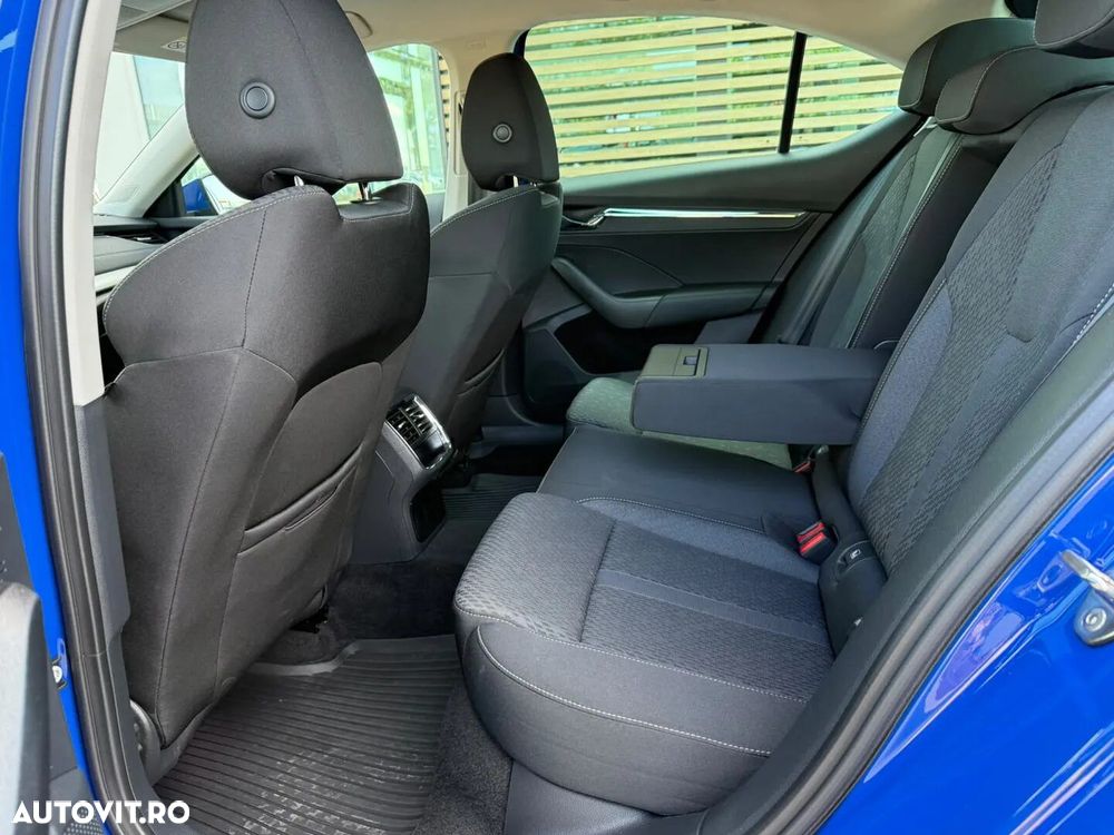 Skoda Octavia 2.0 TDI DSG Style - 15