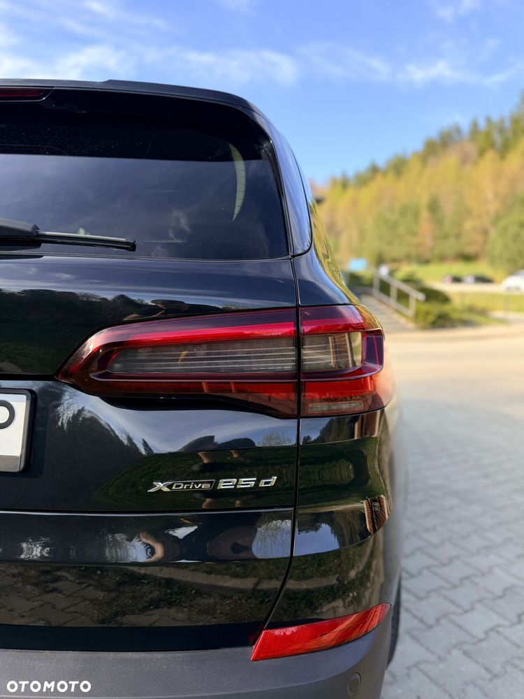 BMW X5 xDrive25d - 11