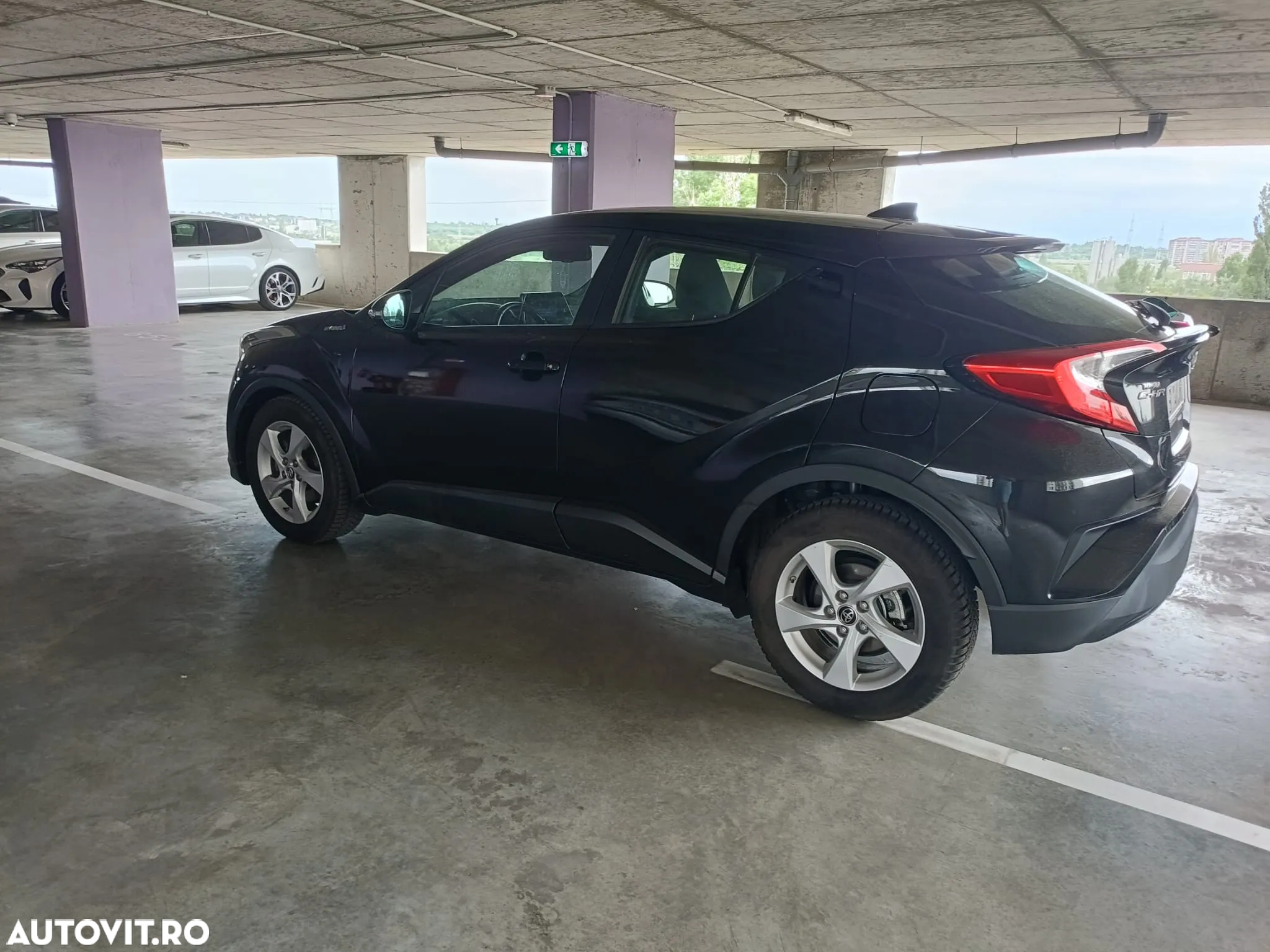 Toyota C-HR 1.8 HSD 4x2 CVT C-lassy - 6
