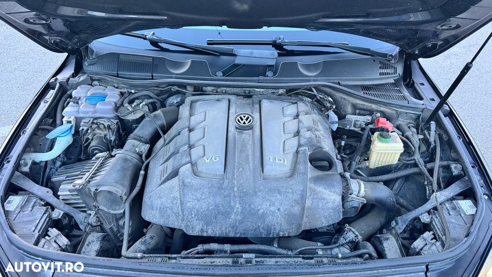 Volkswagen Touareg 3.0 V6 TDI BMT - 24