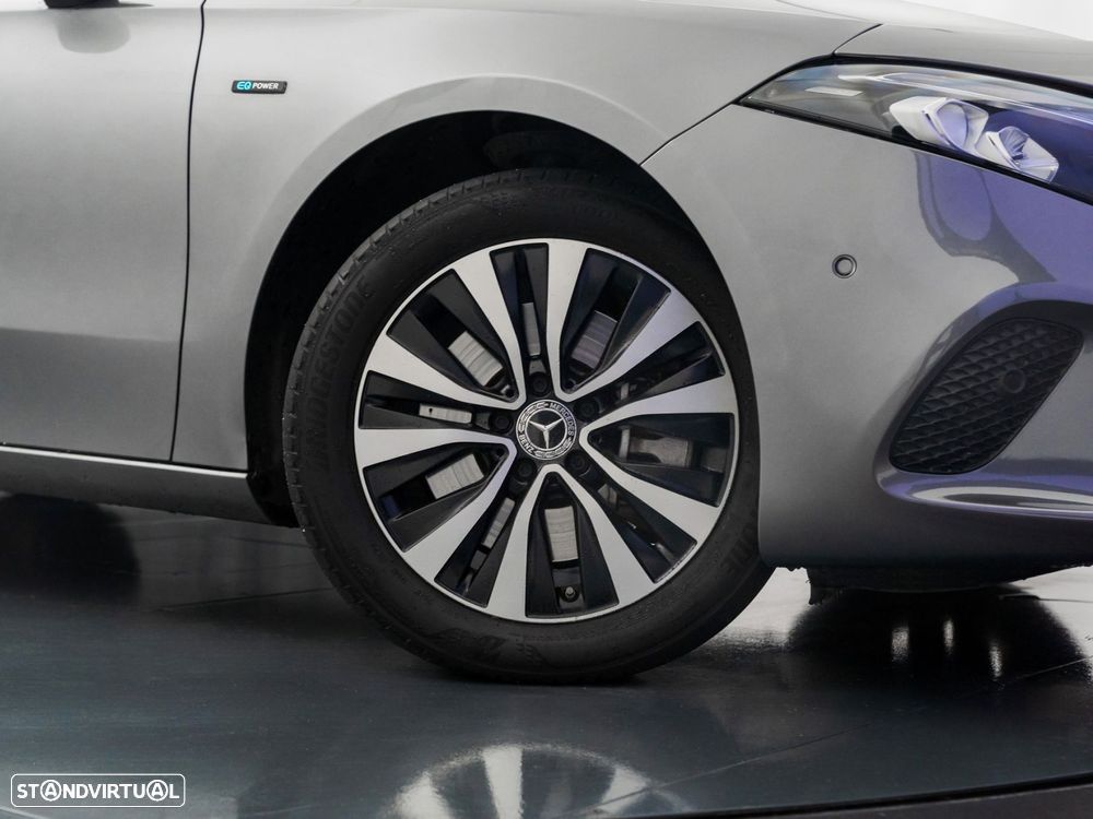 Mercedes-Benz A 250 e Style Plus - 13