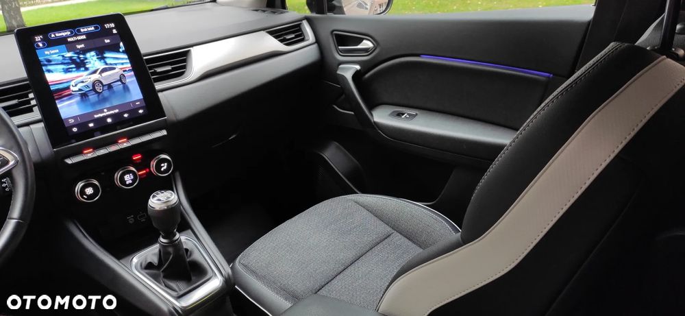 Renault Captur TCe 100 BUSINESS EDITION - 40