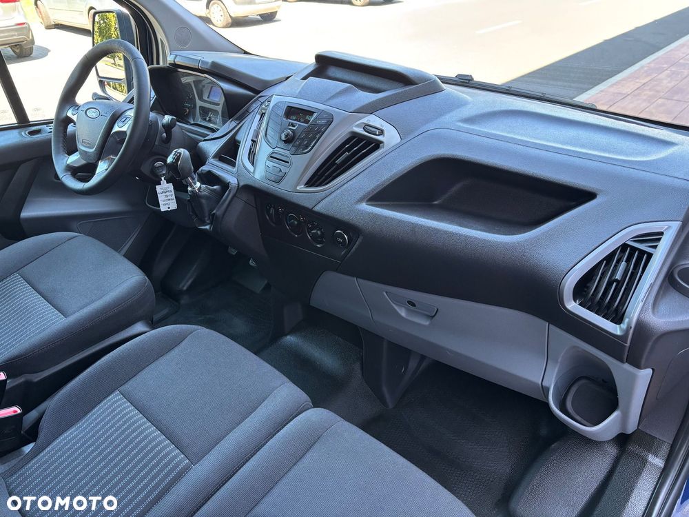 Ford Transit Custom L1H1 Klima Hak I Właściciel Serwis do końca Bezwypadkowy - 27